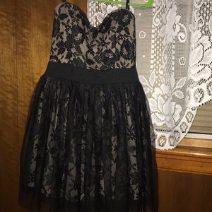 Mini dress black dress.